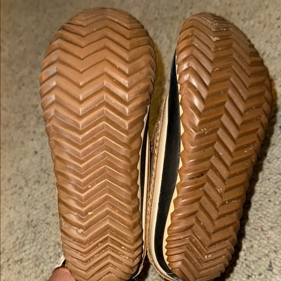 Sorel out n about Brown and Black Duck Boots - Picture 5 of 6